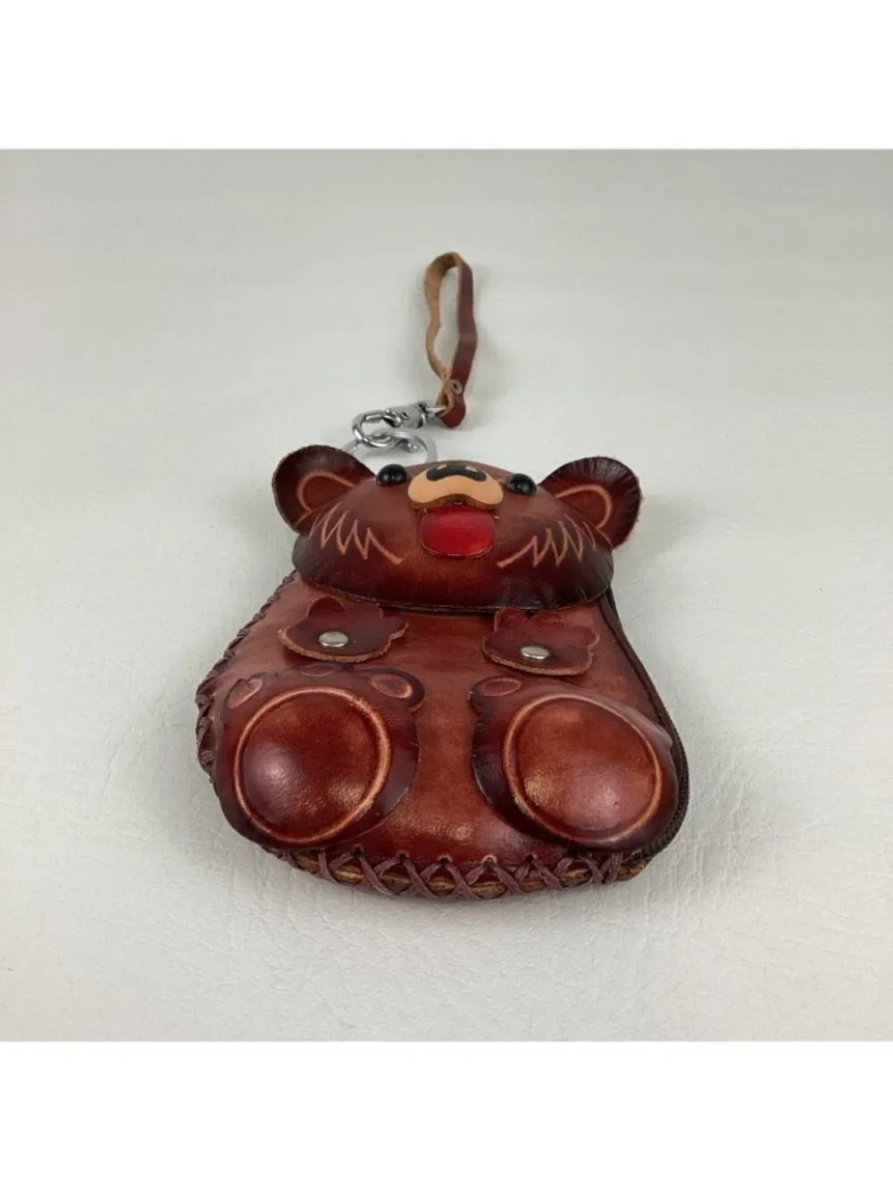 Hand Tooled Leather 3D Bear Coin Purse Wristlet Wallet Keychain Zip Around - Picture 3 of 10